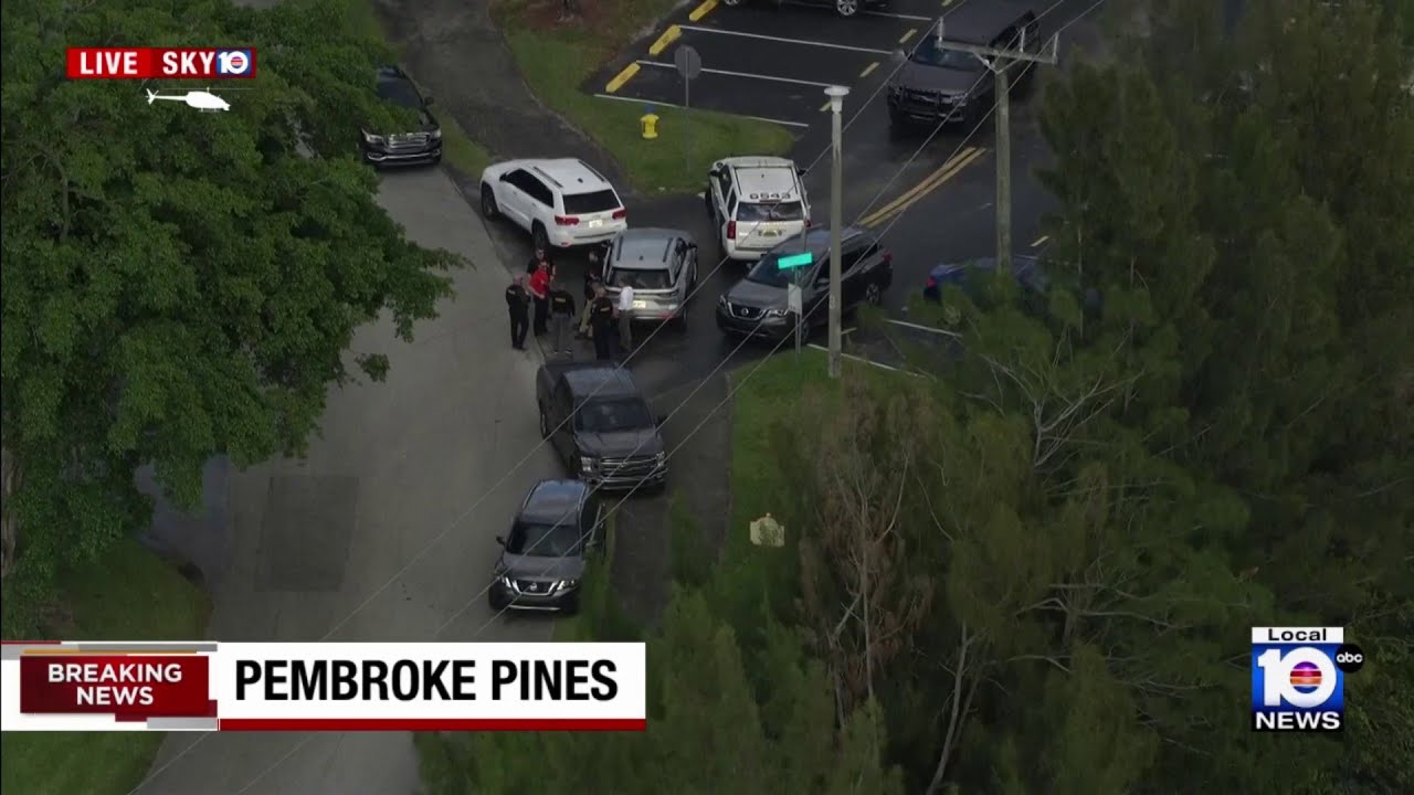 Large police presence at Century Village complex in Pembroke Pines ...